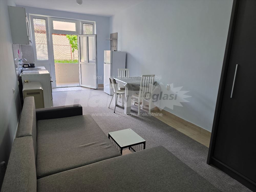 Garsonjera 30m2 Banovo brdo -novo SLOBODNO 15.maj — 3