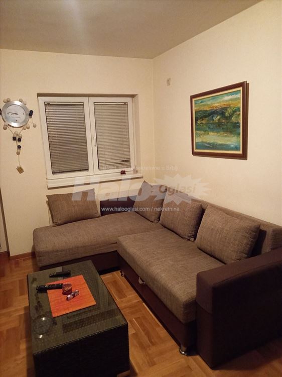 Garsonjera 30m2 — 5