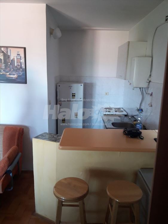 Garsonjera, 33m2, Julino brdo — 4