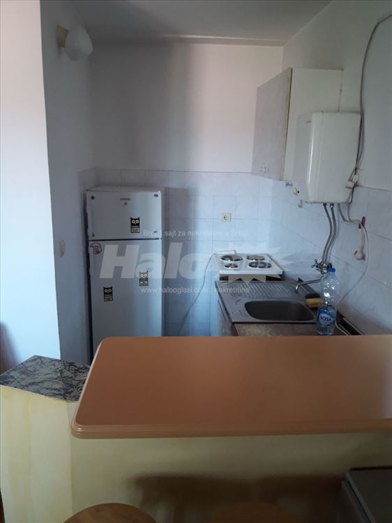 Garsonjera, 33m2, Julino brdo — 9