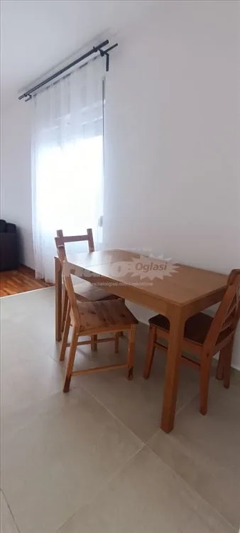 Garsonjera 40m2 Borča — 9