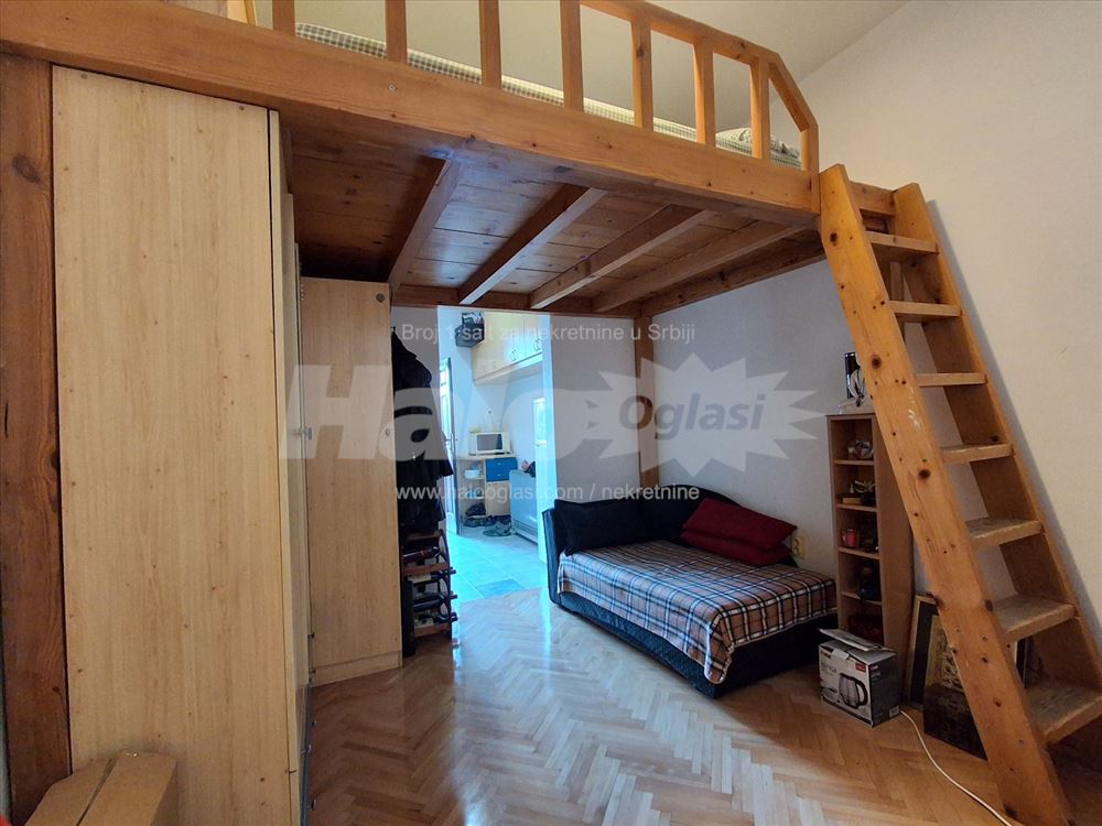 Garsonjera Đeram pijaca — 5
