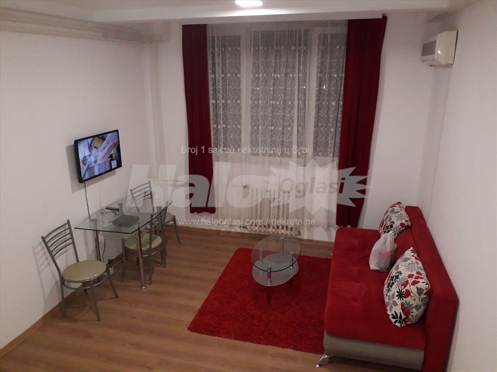 Garsonjera kod Fontane na Novom Beogradu — 2