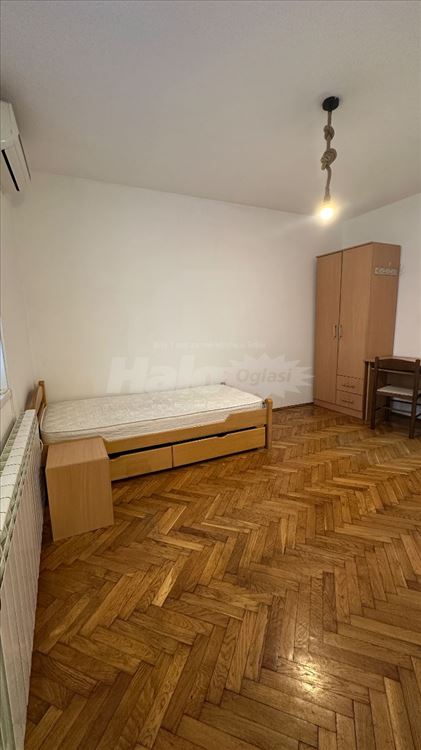 Garsonjera kod Vuka — 2