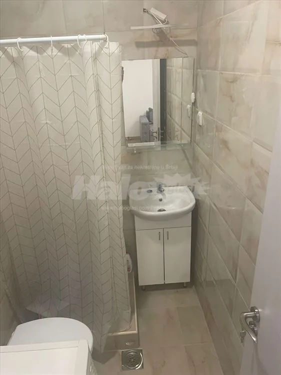 Garsonjera kompletno renovirana — 6