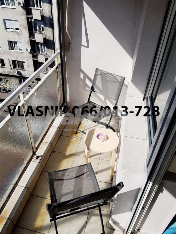 Garsonjera na Dorćolu / Dorćol studio with balcony — 12