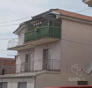 Garsonjera na prodaju, Krnjača, 55.000€, 30m² — 3