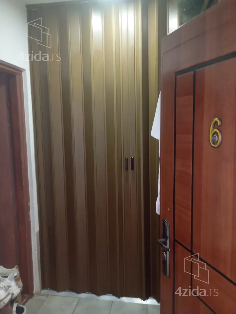Garsonjera na prodaju, Krnjača, 55.000€, 30m² — 10
