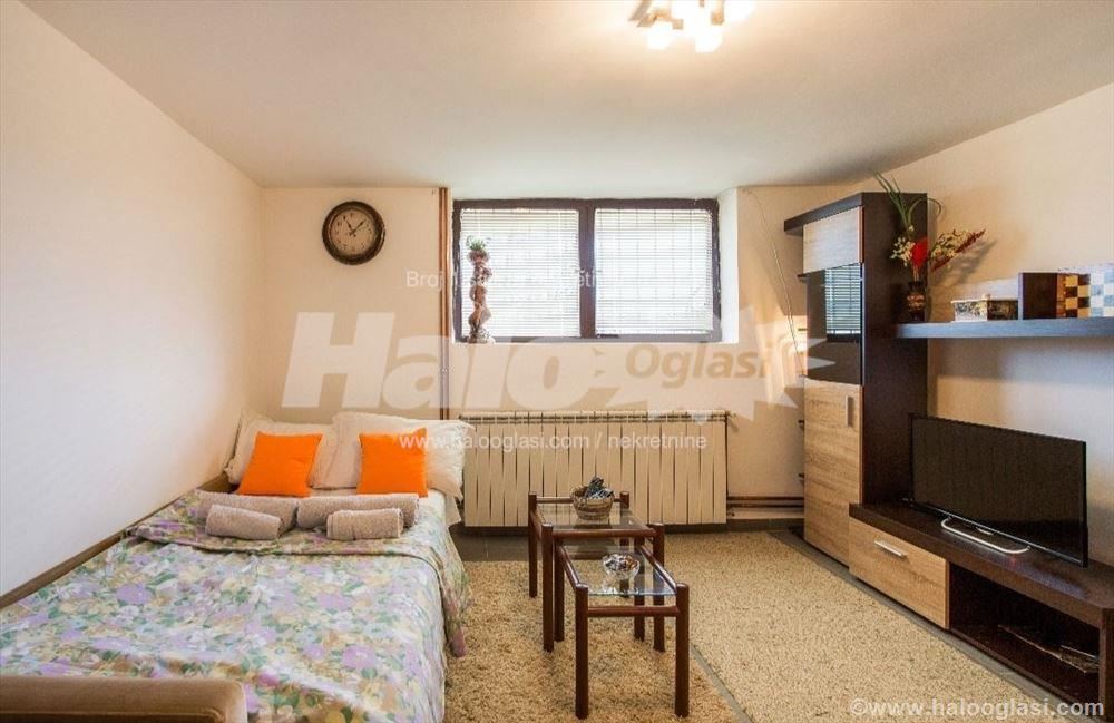 Garsonjera na Čukarici, Rušanj — 8