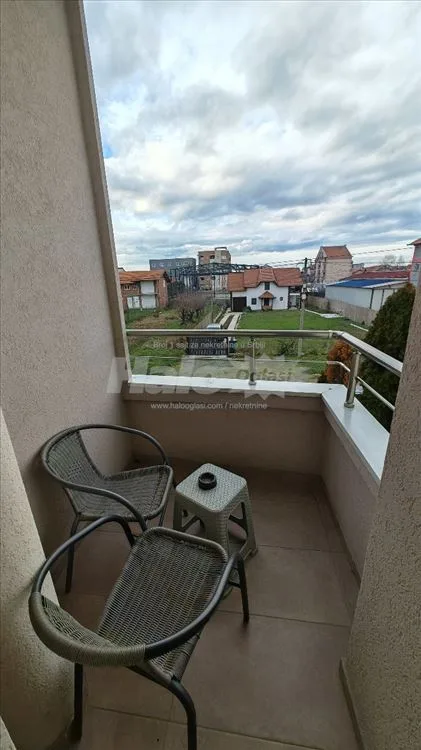 Garsonjera sa svim troskovima — 9