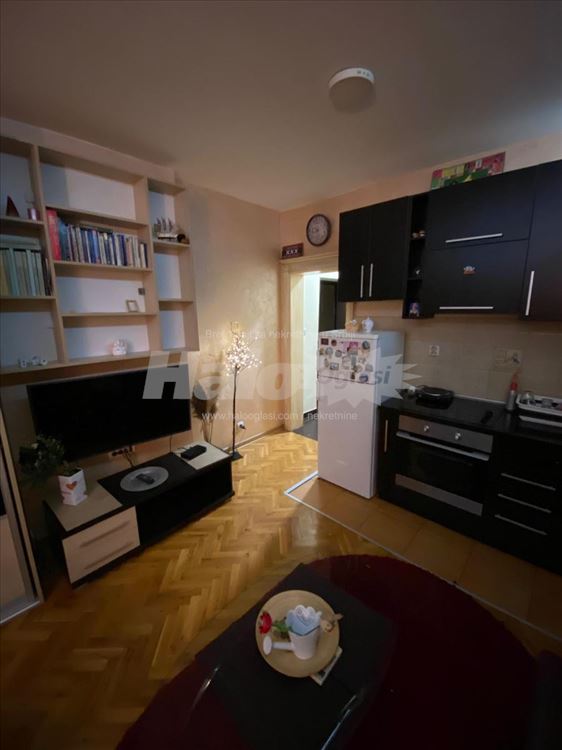 Garsonjera u centru grada — 5