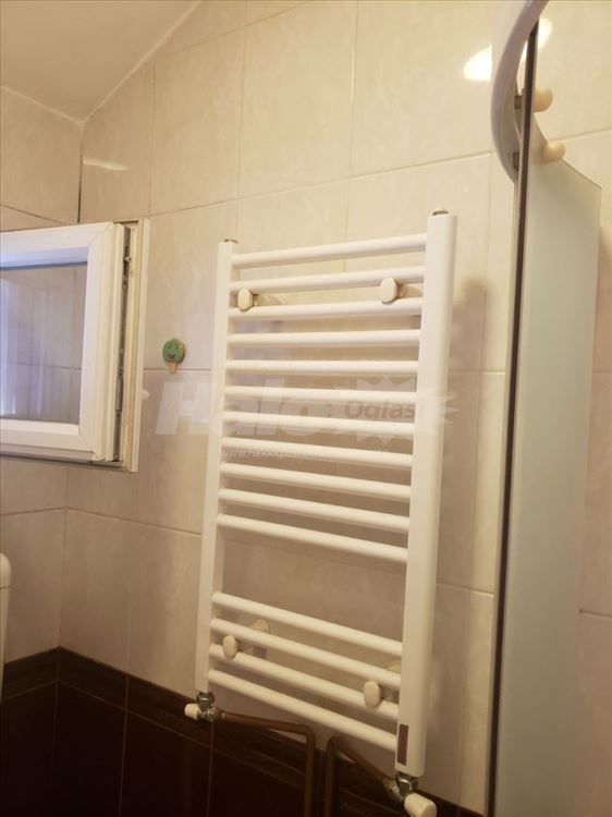 Garsonjera, u cenu ukljuceno CG,infostan, internet — 5