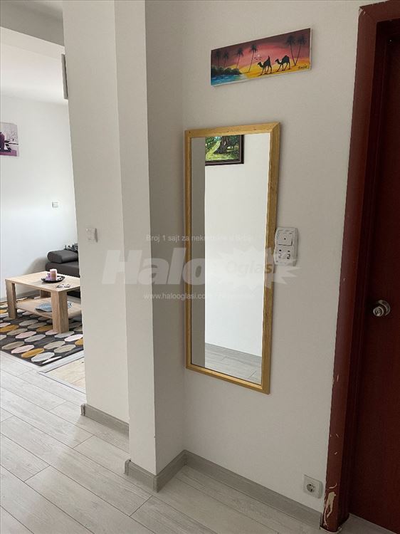 Garsonjera u mirnom delu Zemuna — 3
