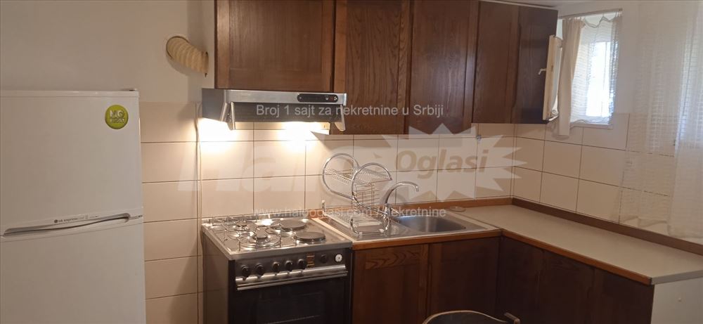 Garsonjera u mirnom delu Zemuna — 5