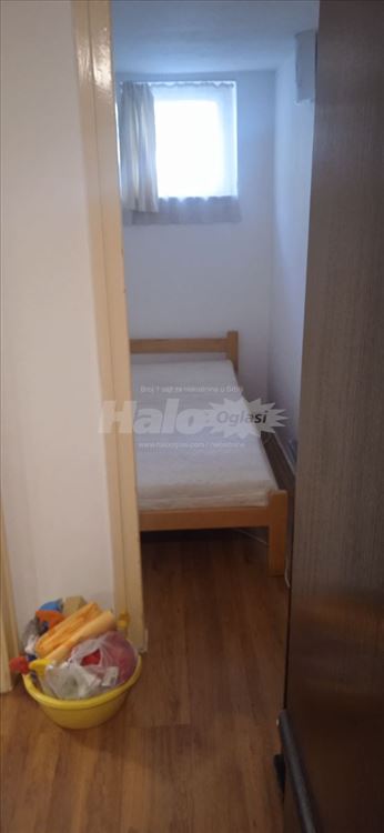 Garsonjera u mirnom delu Zemuna — 8