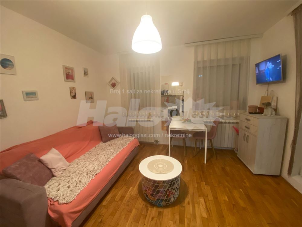Garsonjera u naselju Vojvode Vlahovića, Vozdovac — 7