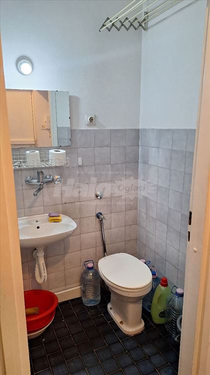 Garsonjera u Šumicama — 4
