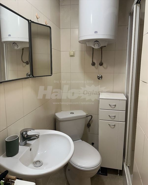 Garsonjera u užem centru/ Zeleni venac/Crnogorska — 10
