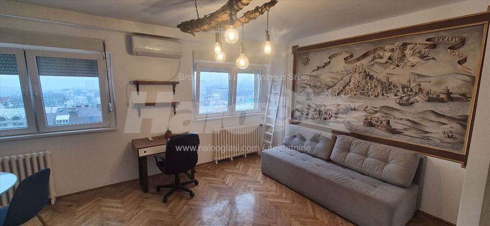 Garsonjera, Vladetina - Kraljice Marije — 2