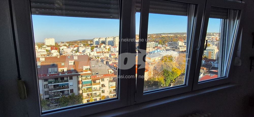 Garsonjera, Vladetina - Kraljice Marije — 11