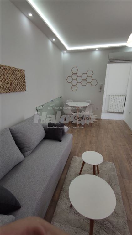 Garsonjera Vračar, 28m² + terasa 18m² — 10