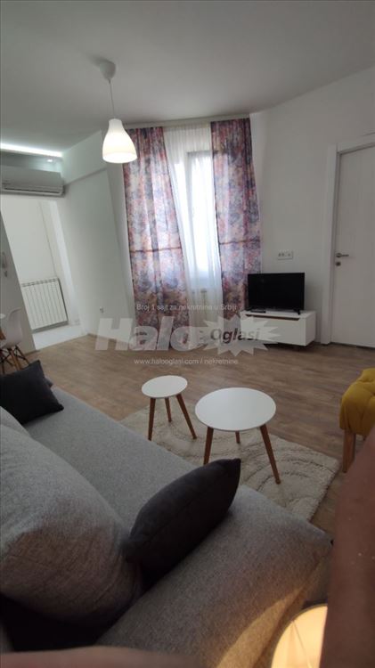 Garsonjera Vračar, 28m² + terasa 18m² — 11