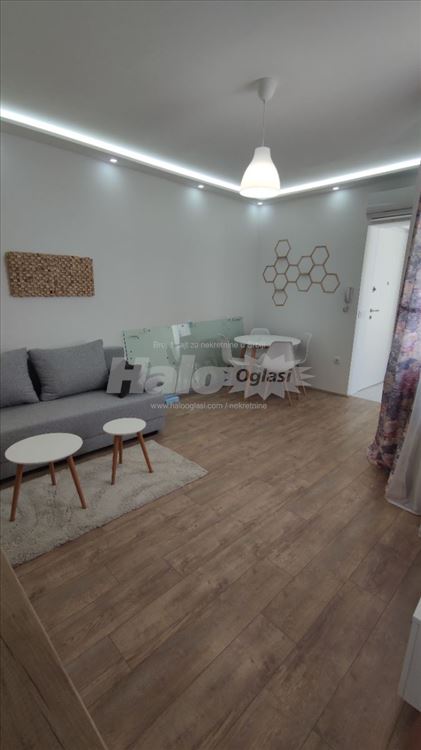 Garsonjera Vračar, 28m² + terasa 18m² — 13
