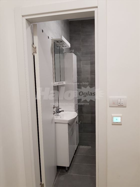 Garsonjera Vračar, Niška, CG, komplet nameštena — 6