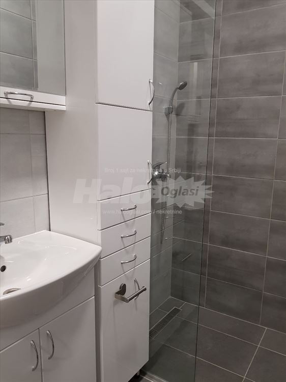 Garsonjera Vračar, Niška, CG, komplet nameštena — 7