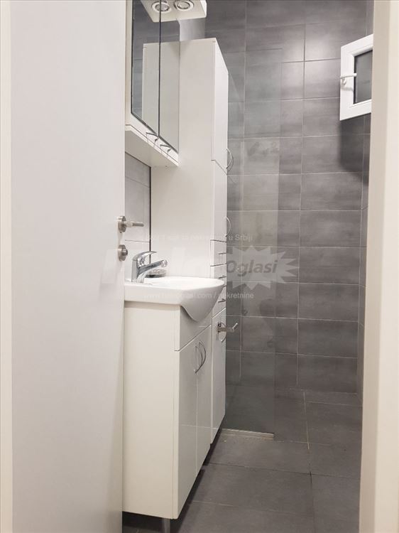 Garsonjera Vračar, Niška, CG, komplet nameštena — 10