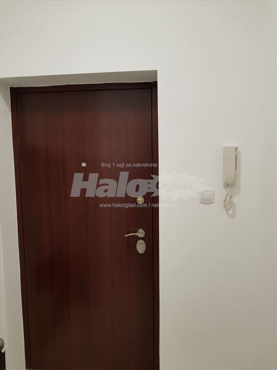 Garsonjera Vračar, Niška, CG, komplet nameštena — 12