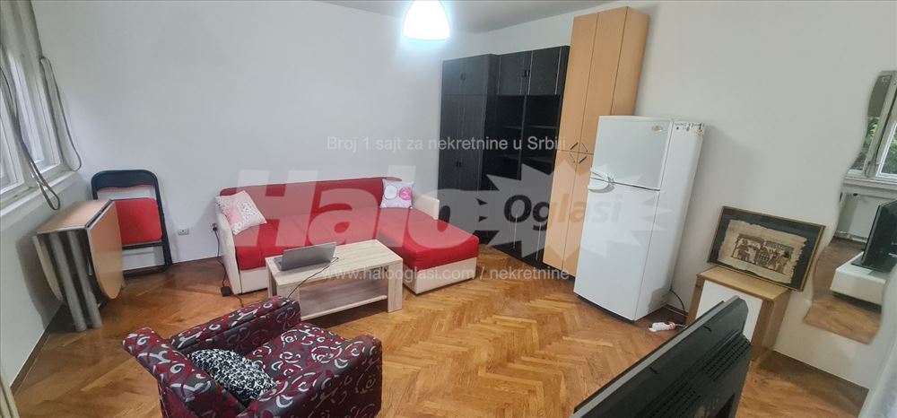 Garsonjera za izdavane u Medaković 2 naselju — 11