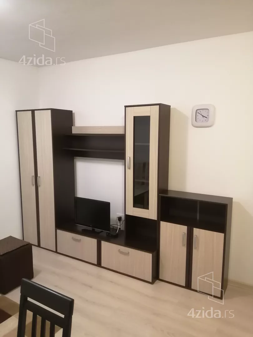 Garsonjera za izdavanje, Aleksandra Deroka 8, 250€, 25m² — 4