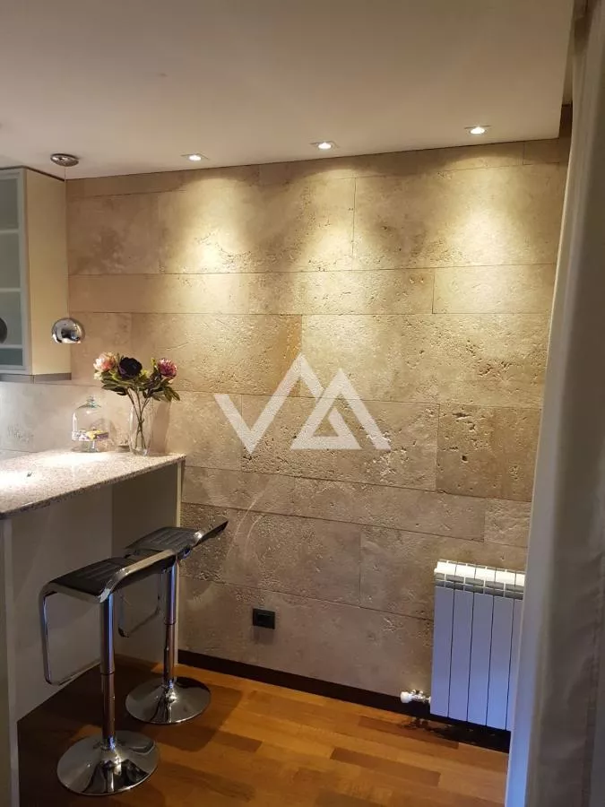 Garsonjera za izdavanje, Centar, 355€, 30m² — 2
