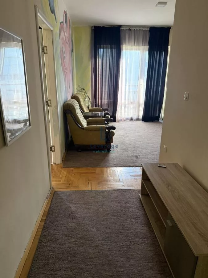 Garsonjera za izdavanje, Đurićeva, 550€, 36m² — 4