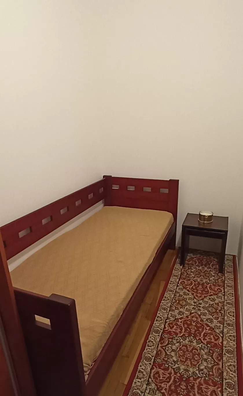Garsonjera za izdavanje, Grge Andrijanovića 31B, 300€, 38m² — 4