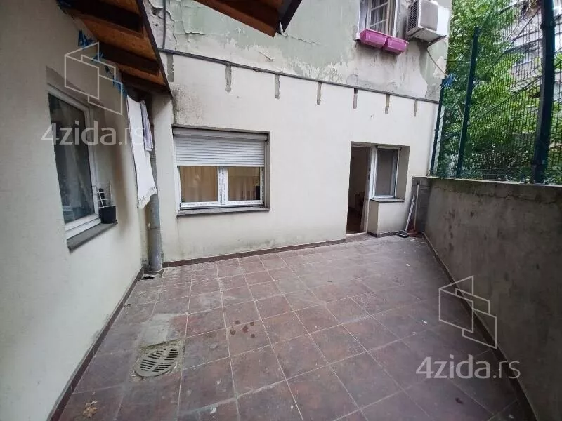 Garsonjera za izdavanje, Ilije Garašanina 7A, 500€, 36m² — 8