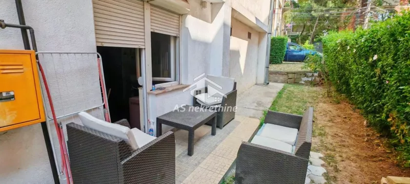 Garsonjera za izdavanje, Leposave Vujošević 11, 320€, 32m² — 2