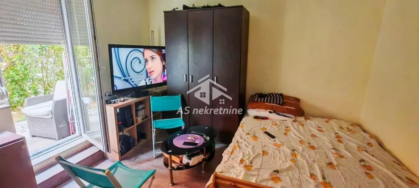 Garsonjera za izdavanje, Leposave Vujošević 11, 320€, 32m² — 5