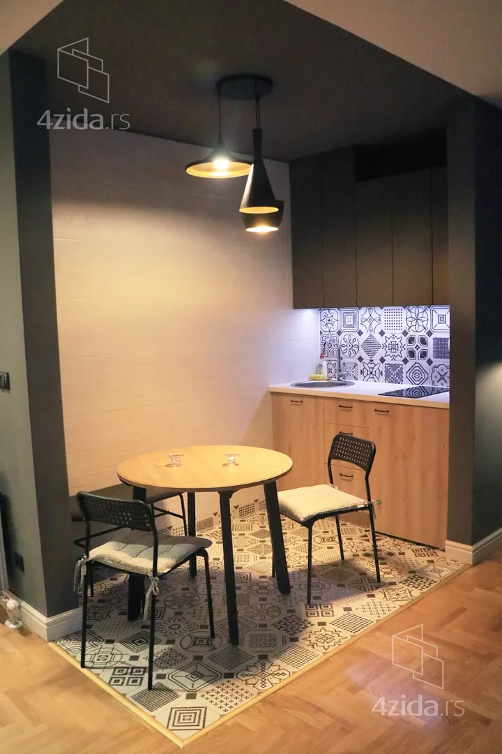 Garsonjera za izdavanje, Mileve Marić Ajnštajn 86, 500€, 34m² — 5