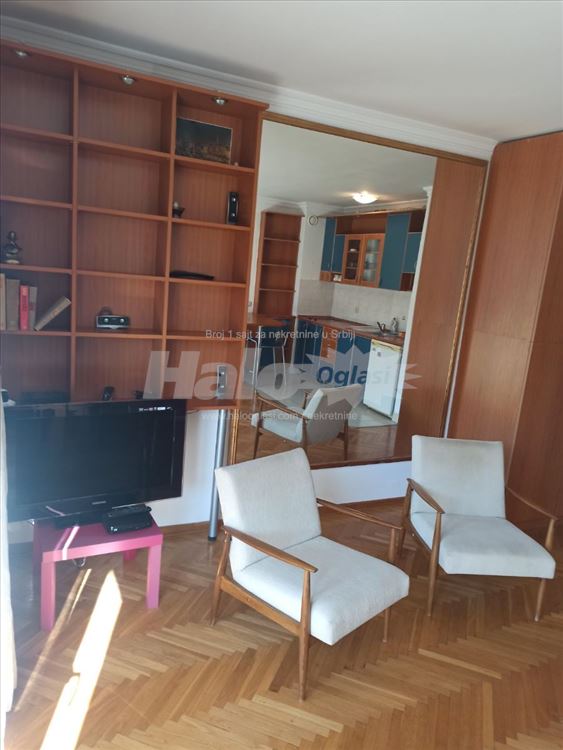 Garsonjera za izdavanje — 2