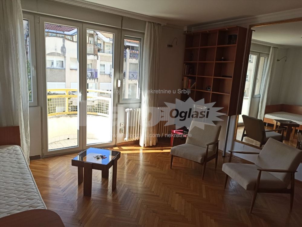 Garsonjera za izdavanje — 4