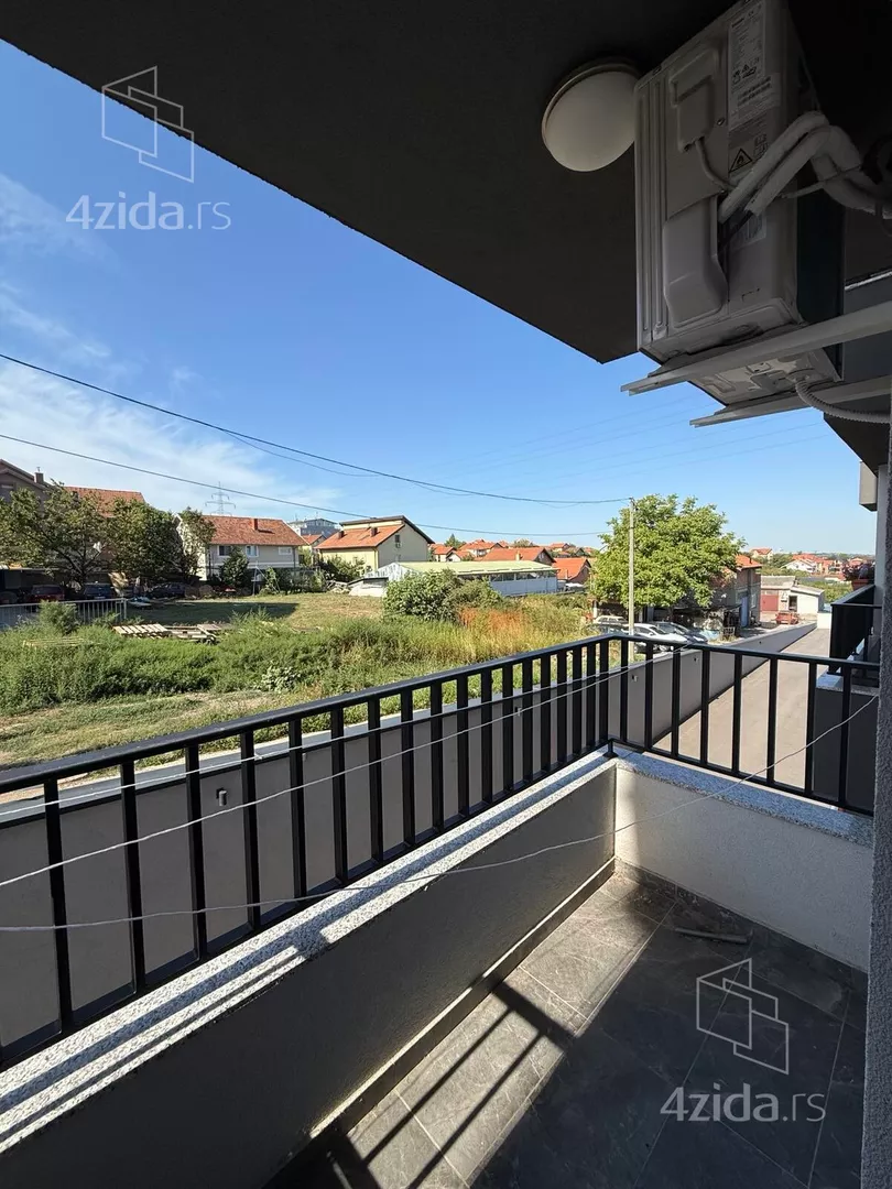 Garsonjera za izdavanje, Pavla Labata 73, 450€, 30m² — 4