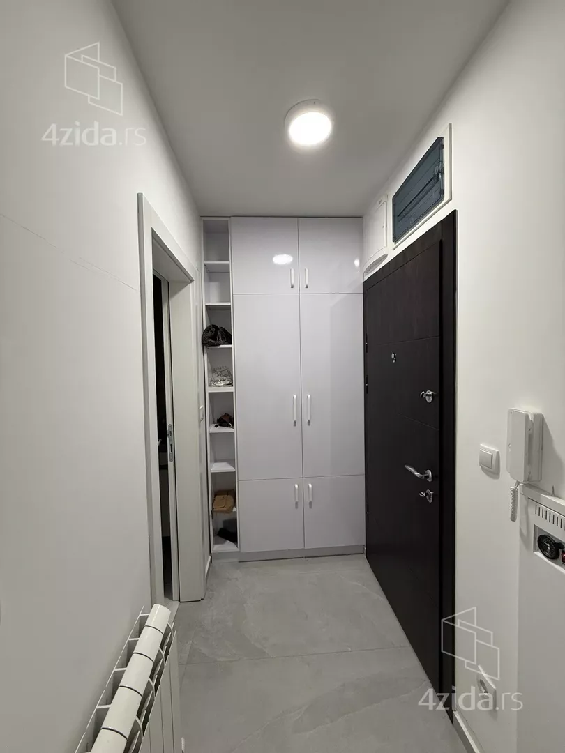 Garsonjera za izdavanje, Pavla Labata 73, 450€, 30m² — 6
