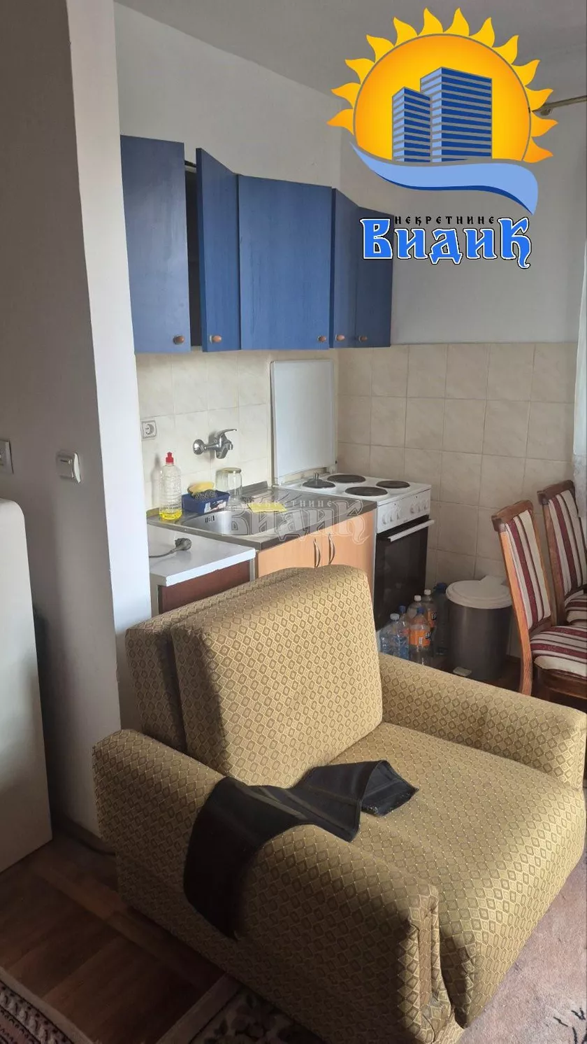 Garsonjera za izdavanje, Slavka Rodića, 250€, 26m² — 2