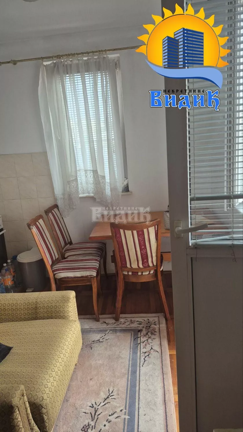 Garsonjera za izdavanje, Slavka Rodića, 250€, 26m² — 3