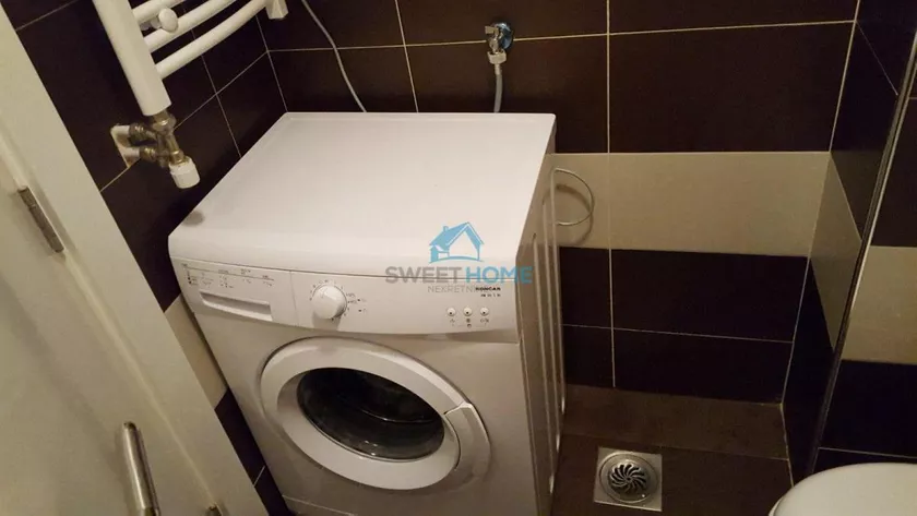 Garsonjera za izdavanje, Vojvode Vlahovića Voždovac, 350€, 30m² — 5