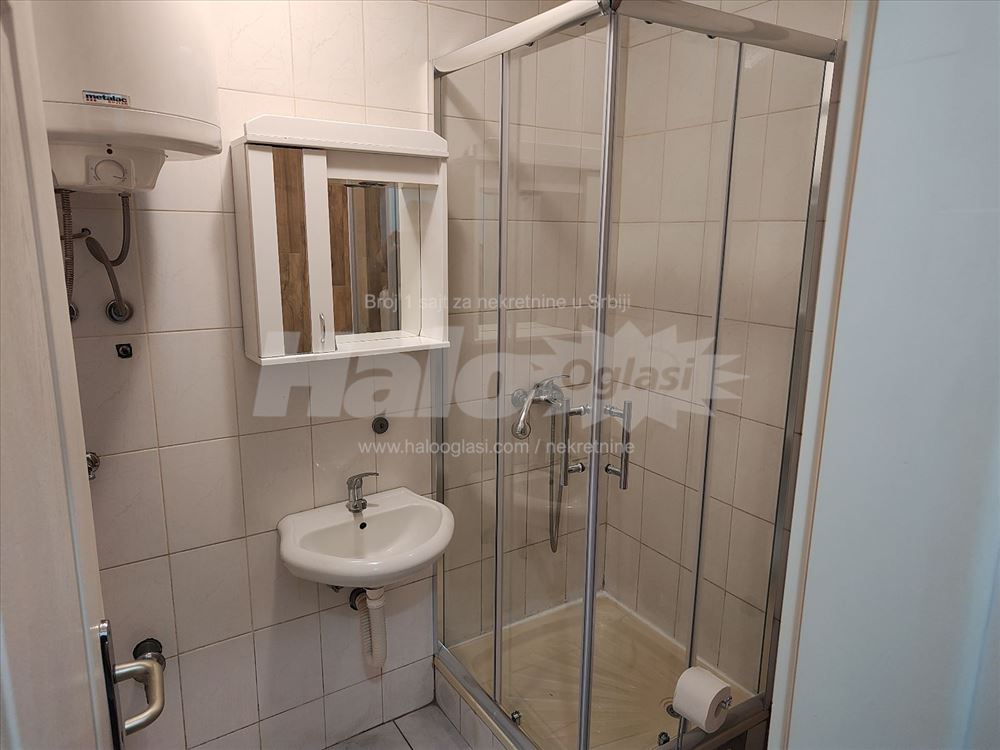 Garsonjera, Zemun — 7