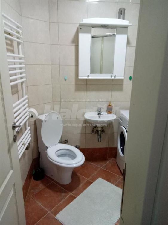 Garsonjera, Zemun - Sava Kovačević, nameštena — 8
