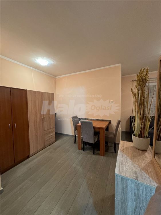 Garsonjera Zemun/NB(na samoj granici) — 4